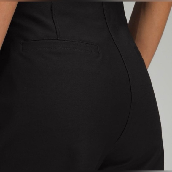 Lululemon Utilitech Relaxed-Fit Mid-Rise Trouser, Size 2. New with tags removed. - Picture 6 of 10